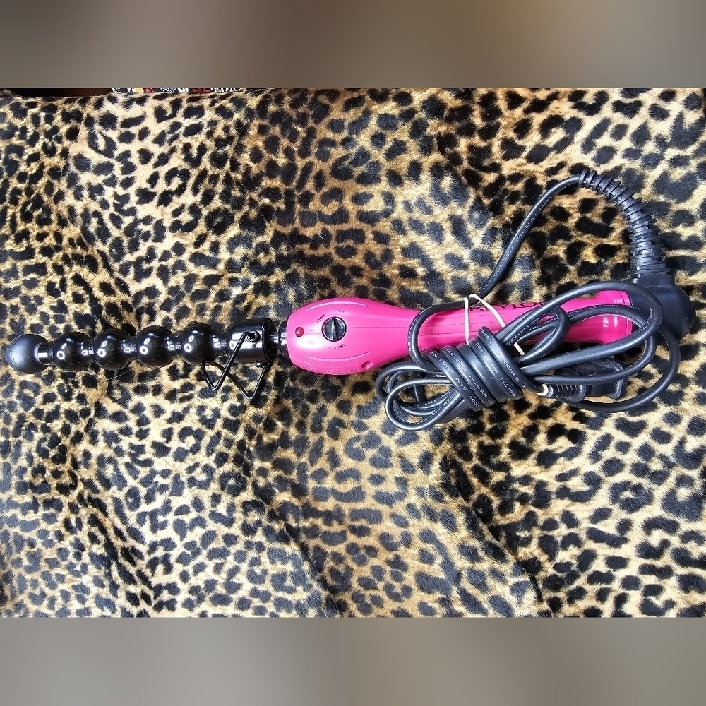 REVELON HAIR HEATED HAIR BARREL WITH SETTINGS